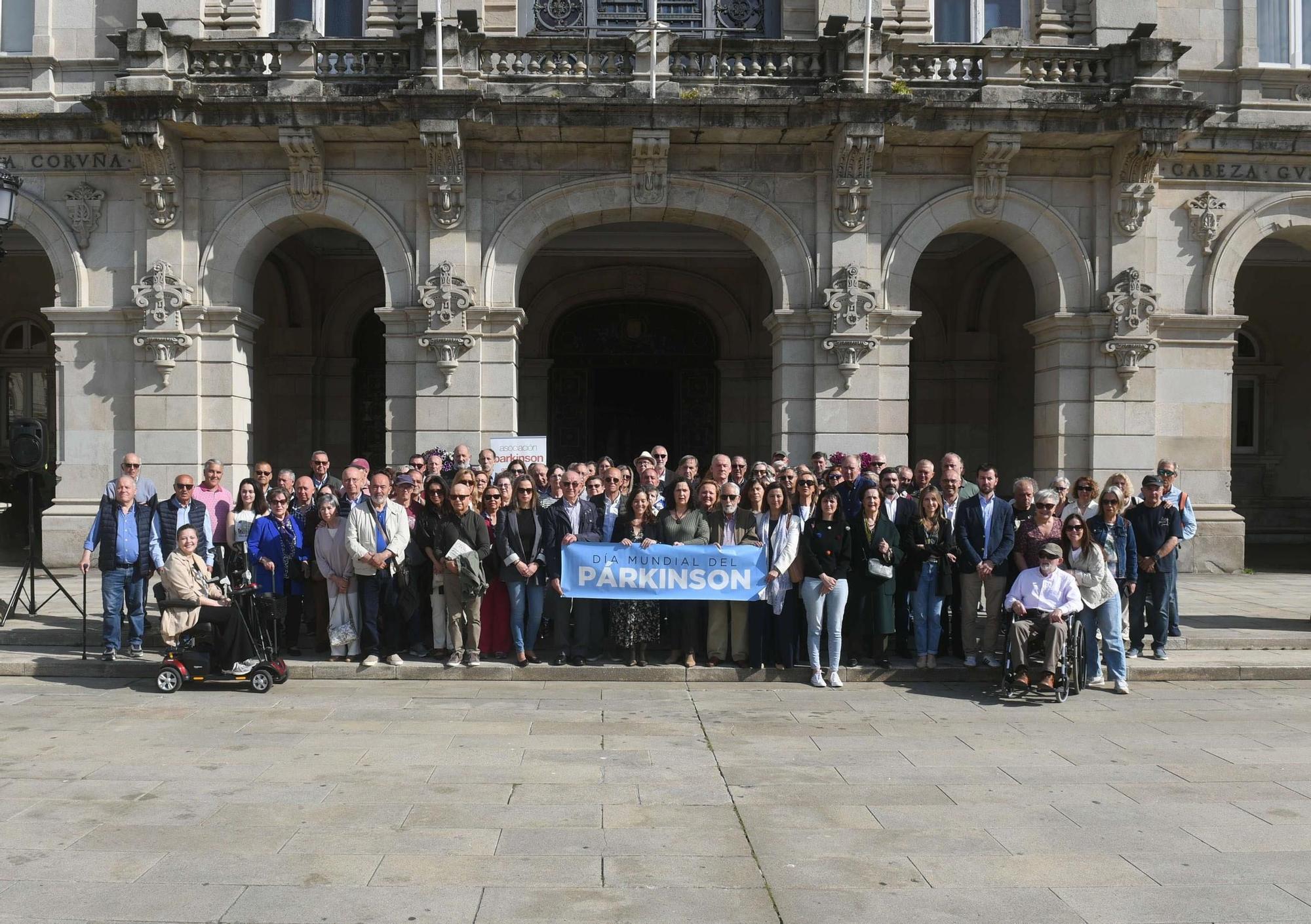 Lectura de un manifiesto en María Pita por el Día Mundial del Párkison
