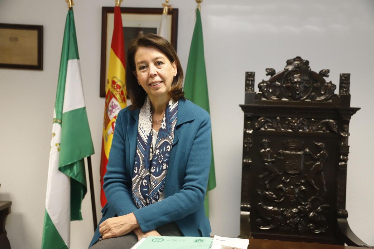 La decana de la Facultad de Veterinaria, Rosario Moyano.