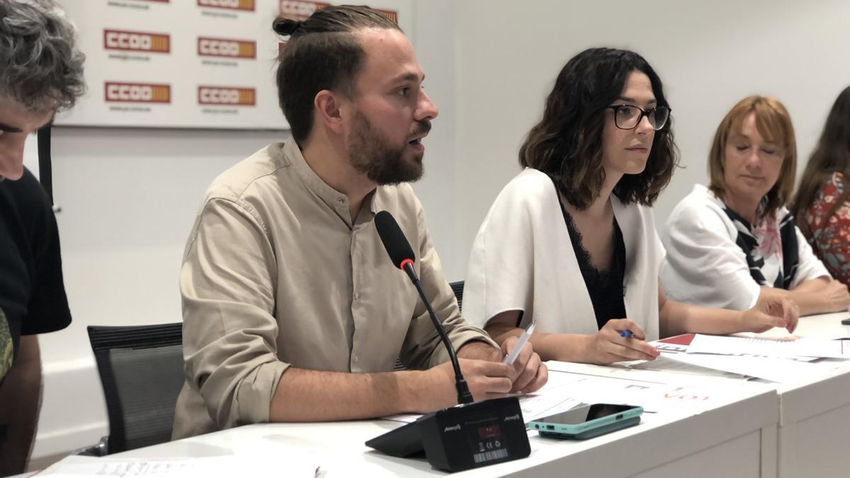 Los coportavoces de Iniciativa Alberto Ibáñez y Aitana Mas
