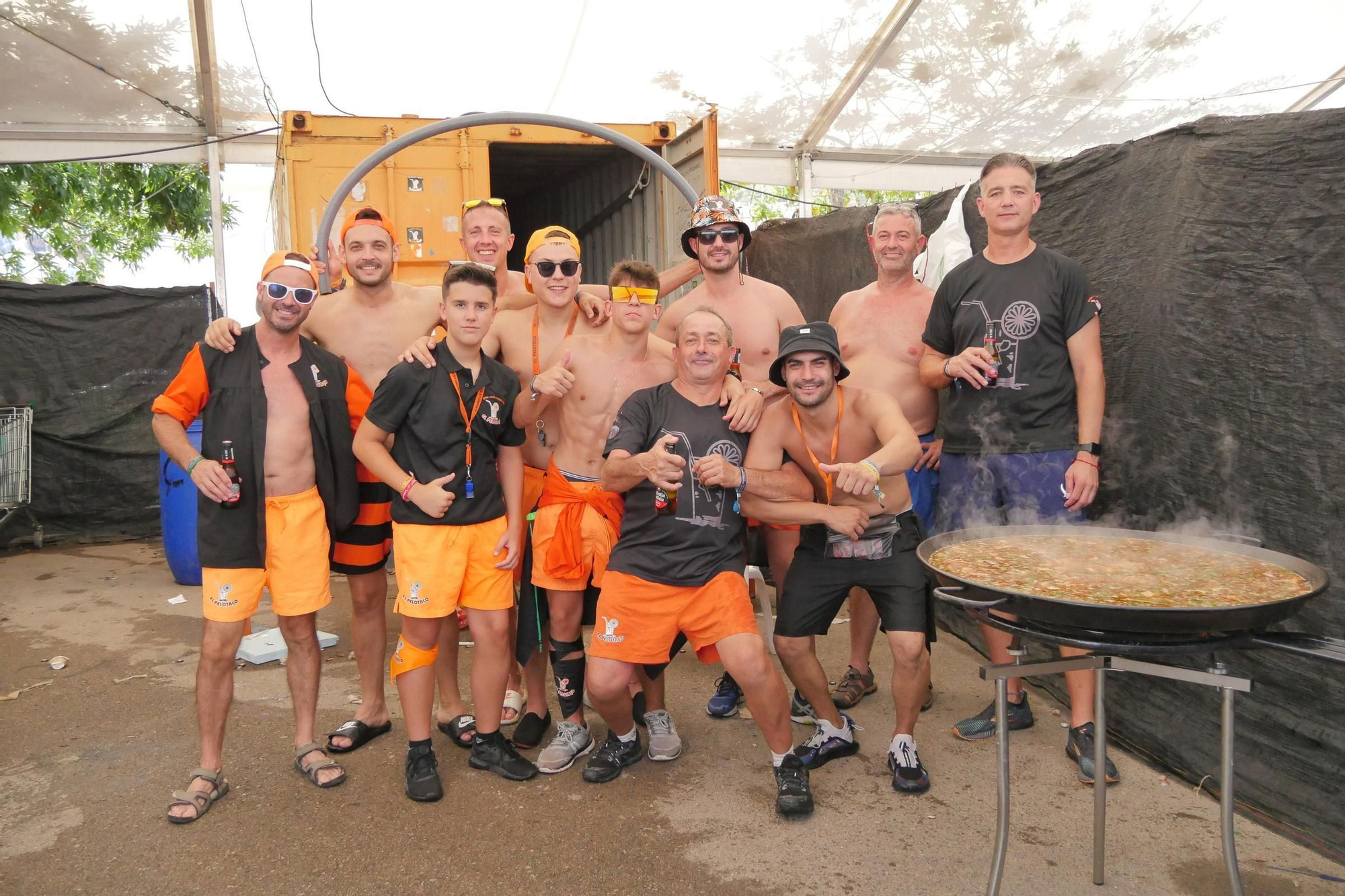 El indispensable concurso de paellas de les Penyes de la Vall, en imágenes