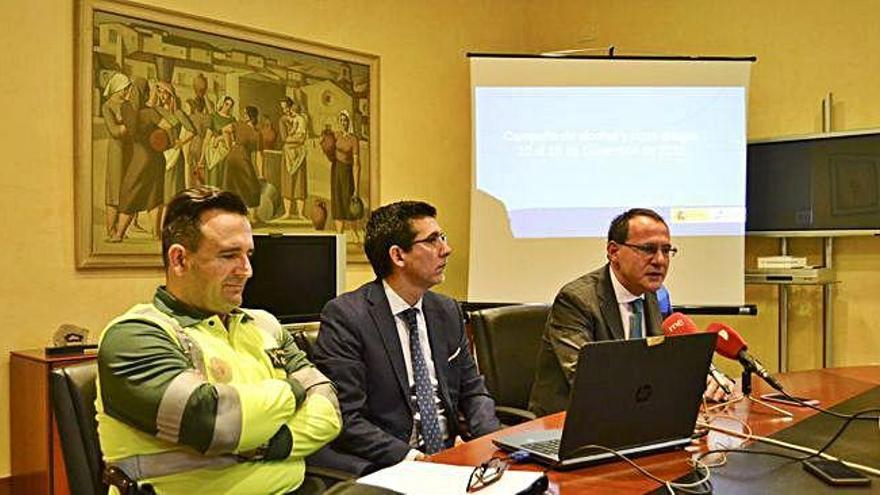 César Gustavo Quijada, Eduardo Polo y Ángel Blanco durante la presentación de la campaña.