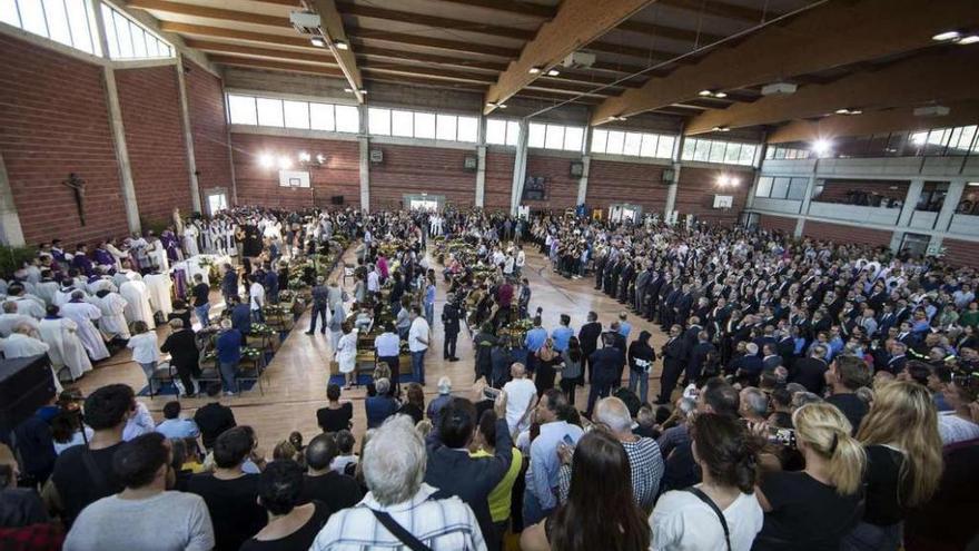 Vista general del polideportivo de Ascoli Piceno, donde ayer se celebró el funeral de Estado.