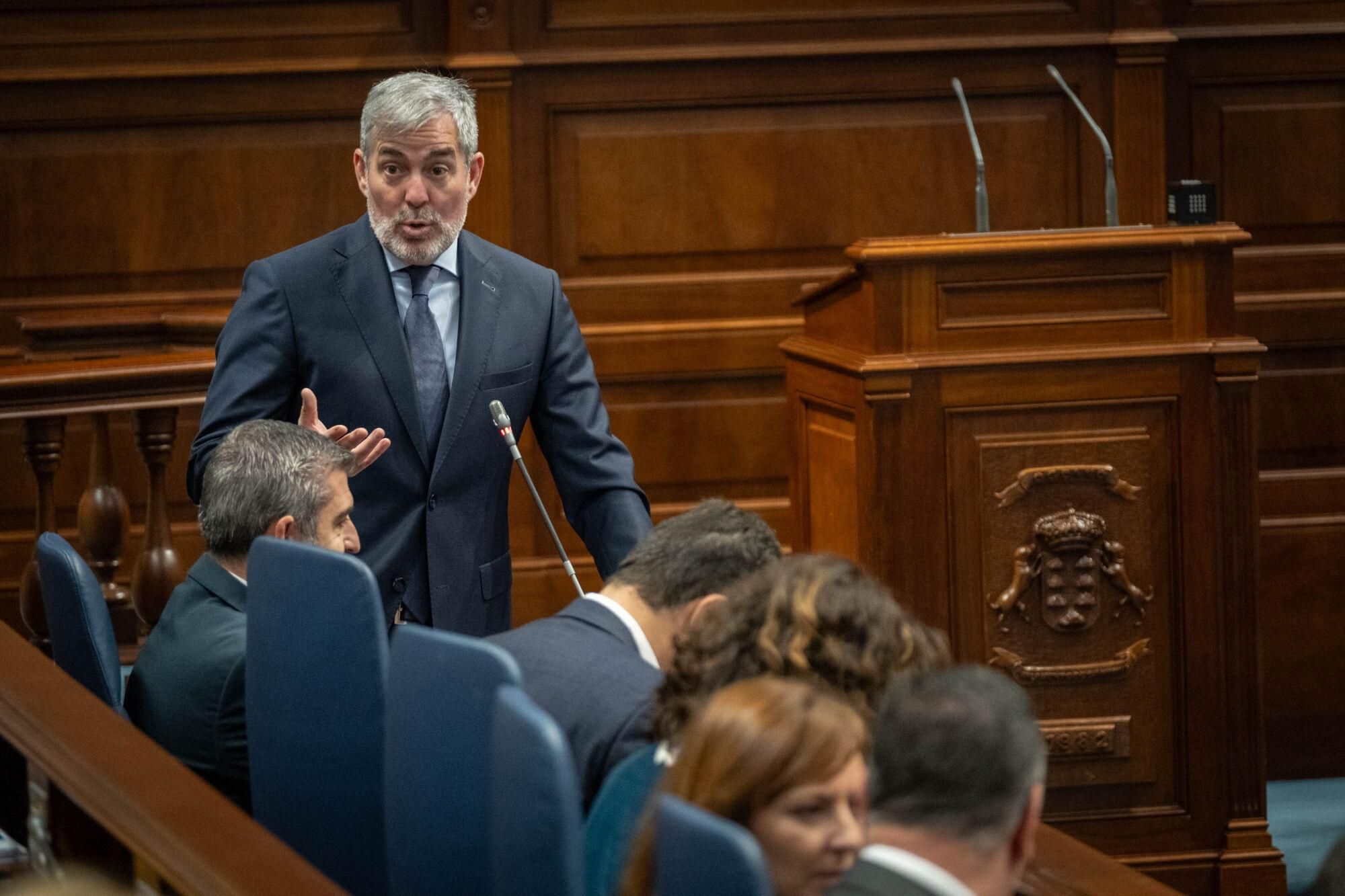 Pleno del Parlamento de Canarias.