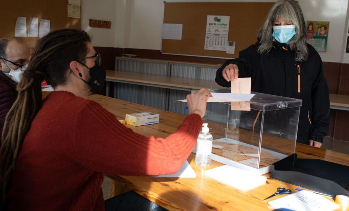 Primeras elecciones autonómicas anticipadas en Castilla y León