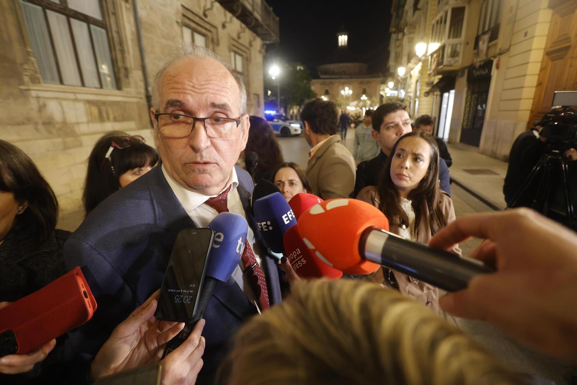 Reunión del representante de las víctimas de la dana con Carlos Mazón