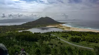 Uno de los miradores con las vistas al mar más espectaculares de Galicia está a 1 hora de Santiago