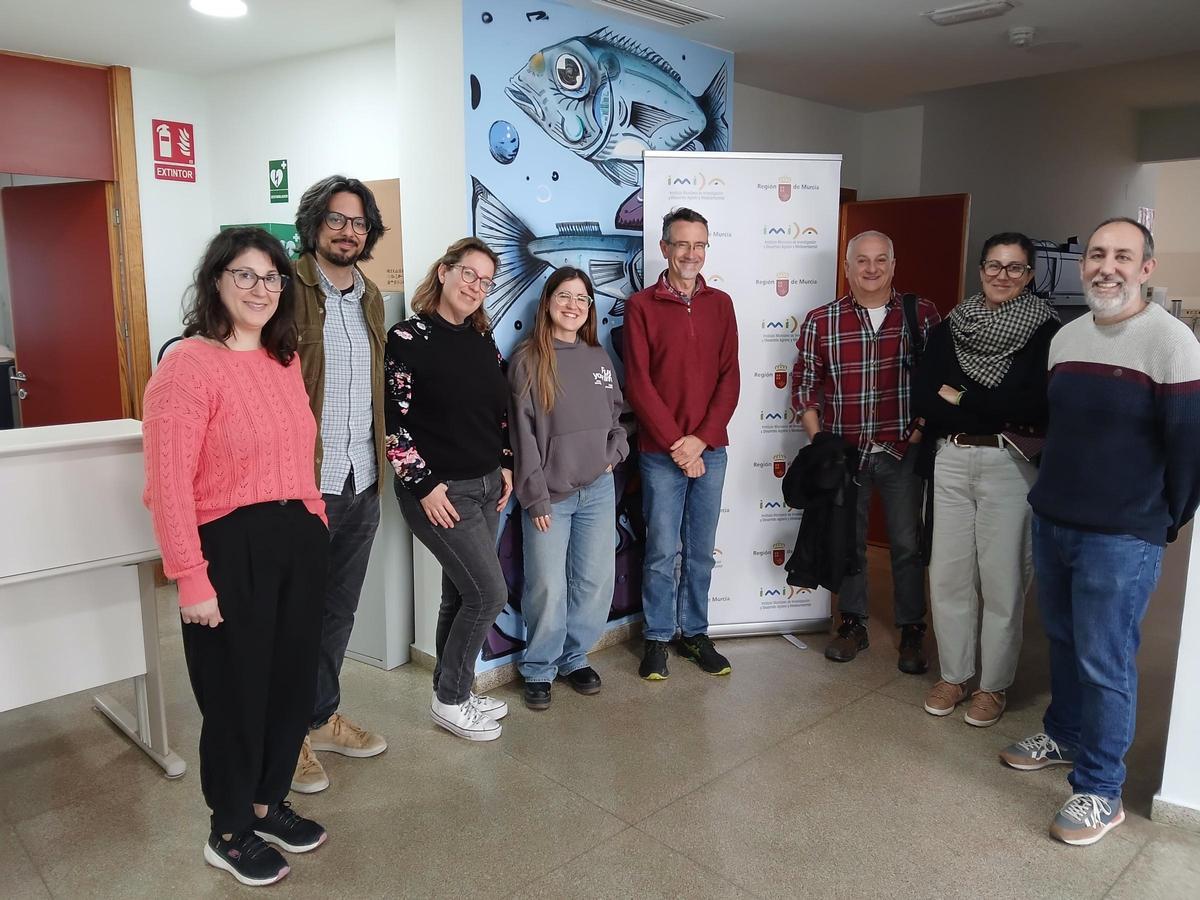Los coordinadores de cada subproyecto son: Cristobal Espinosa del IMIDA (segundo por la izquierda), Victoria Fernández de la Universidad de Alicante (tercera por la izquierda), y José Fernándo López Olmeda de la UMU, coordinador principal de todo el proyecto, el primero por la derecha