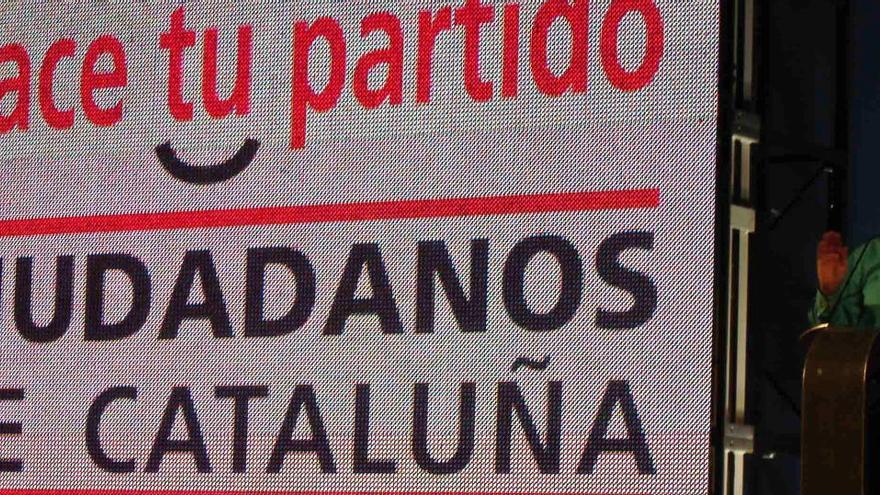 El periodista Arcadi Espada intervé a l&#039;acte de fundació de Cs al teatre Tívoli de Barcelona el 4 de març de 2006