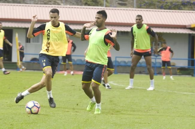 ENTRENAMIENTO DE LA UD LAS PALMAS EN BARRANCO ...