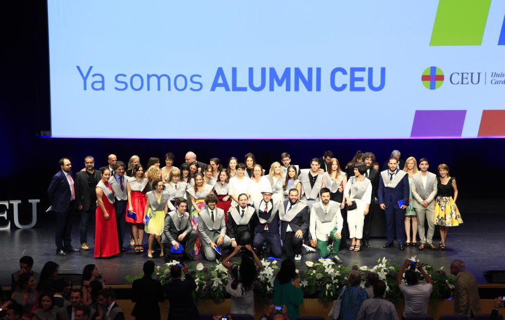 Graduaciones en la Universidad CEU UCH