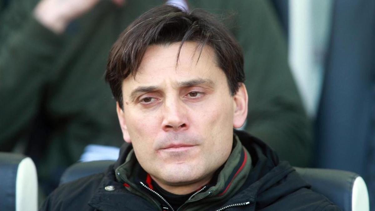 Montella prolongó su contrato con el Milan hasta 2019