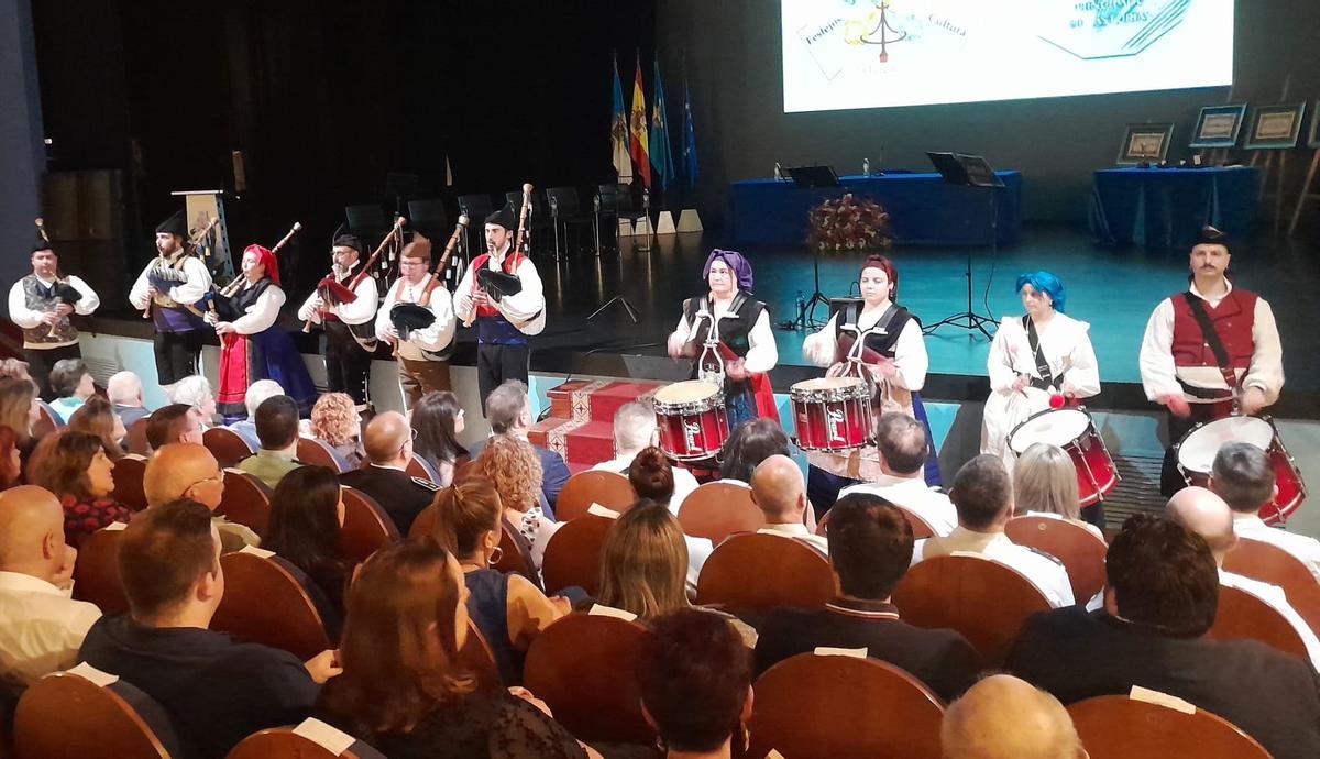 La Banda de Gaites de Llangréu.