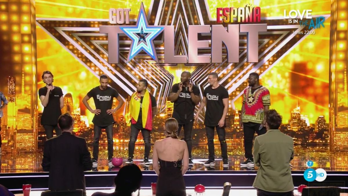 Los 'Enjoy' tras recibir el pase de oro en 'Got Talent 6'