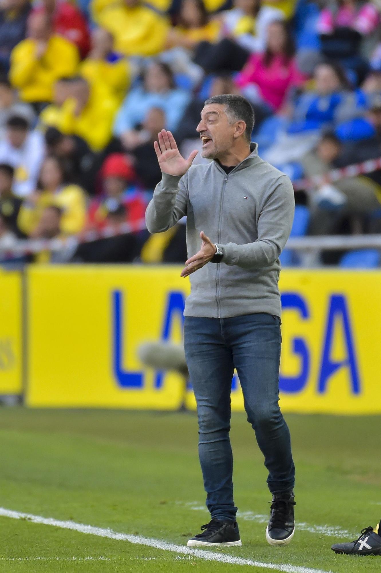 El partido UD Las Palmas-CA Osasuna, en imágenes