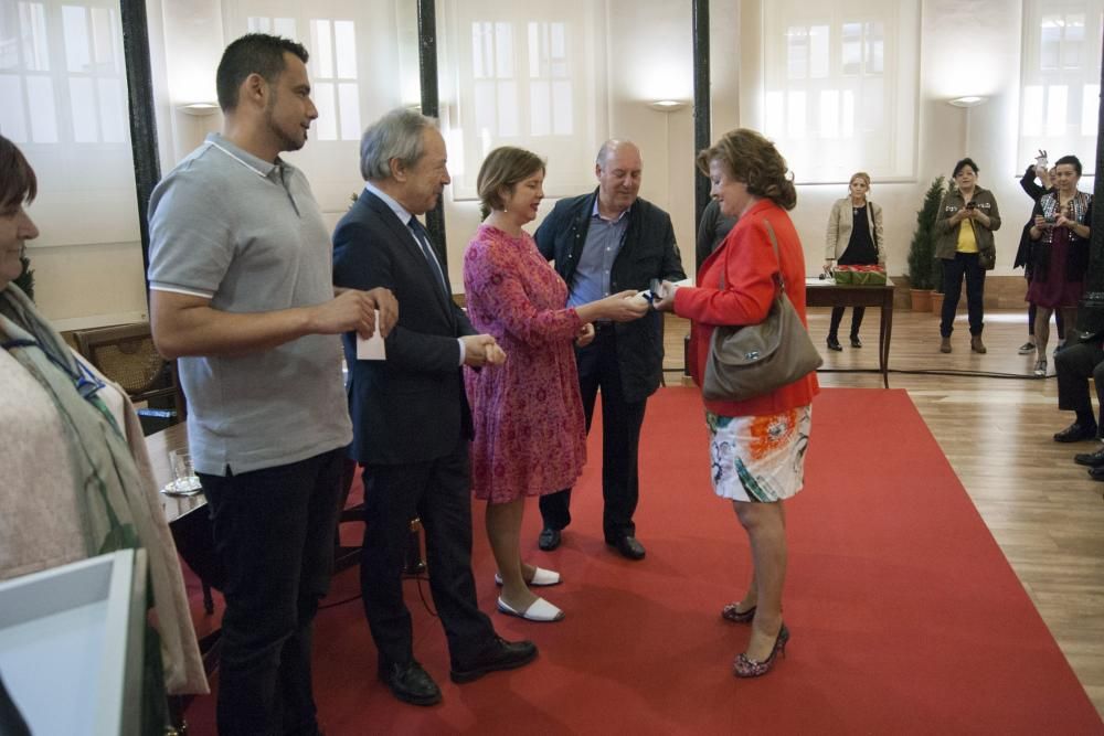 Homenaje a 47 funcionarios del Ayuntamiento de Oviedo