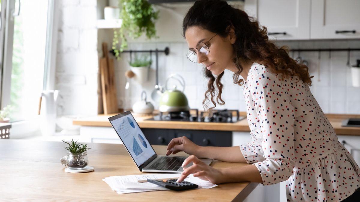Dentista, seguro del hogar, mascotas o gimnasio: Hacienda confirma los gastos que se pueden desgravar en la Renta 2026