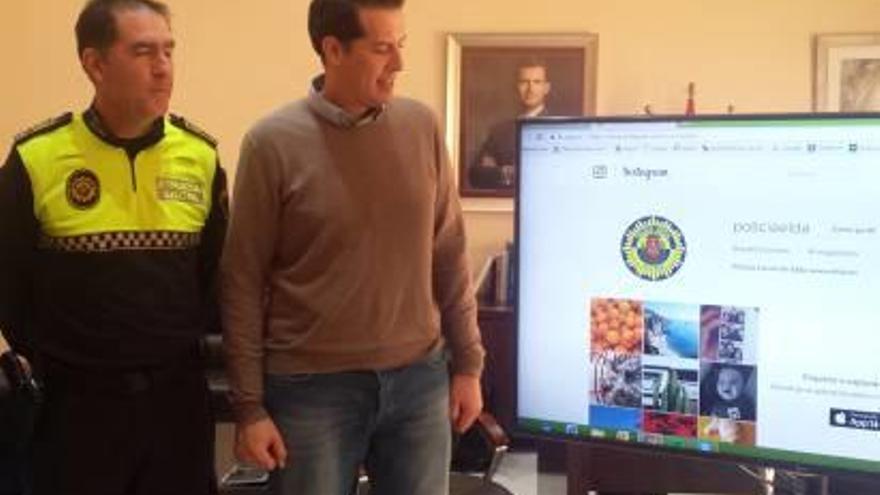 La Policía Local de Elda se estrena en internet con dos redes sociales