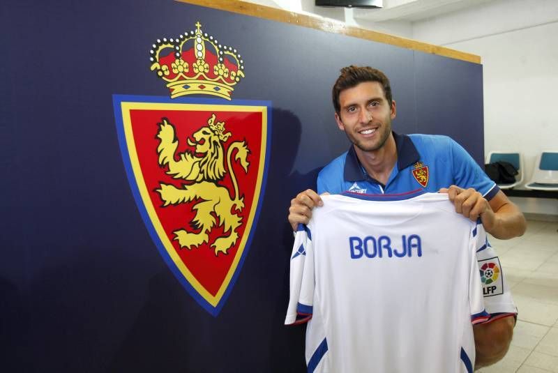 Presentación de Borja Bastón con el Real Zaragoza