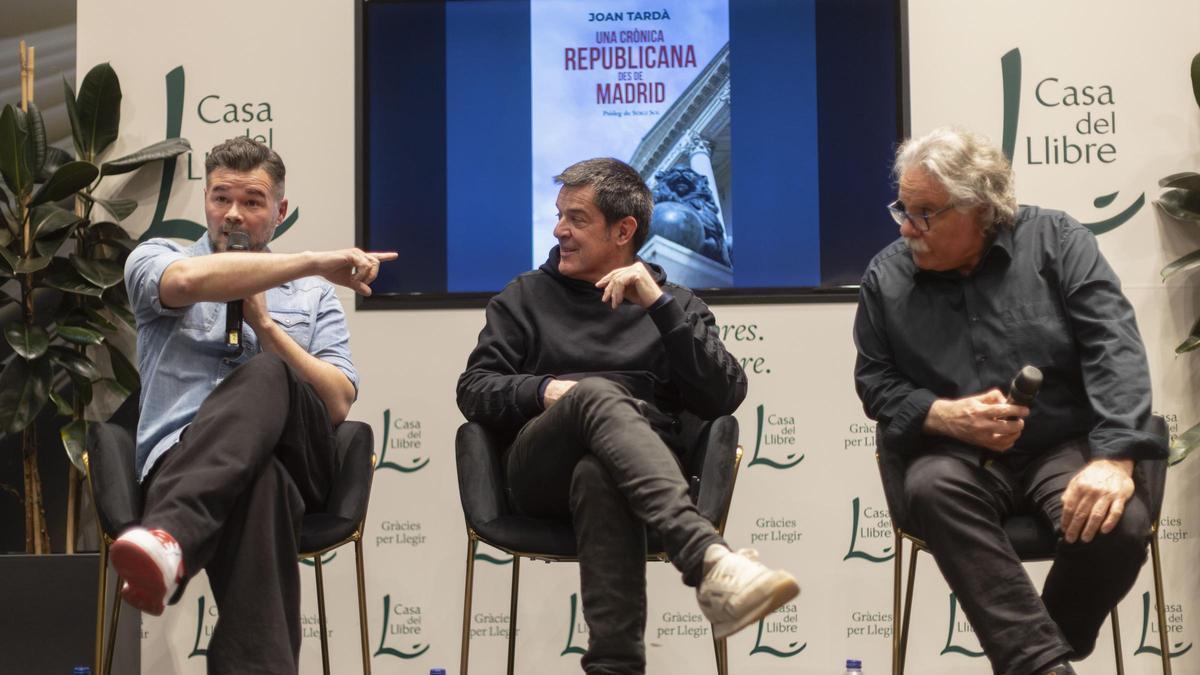 Rufián: "Conviene que las izquierdas se pregunten por qué solo hay dos derechas y, en cada provincia, catorce izquierdas"