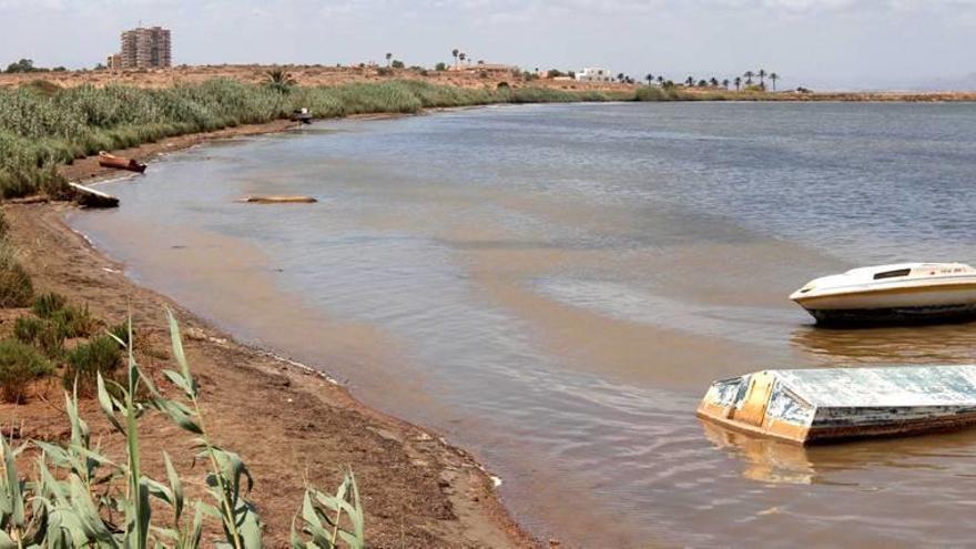 Exigen fianza para los dueños de las parcelas que vierten al Mar Menor