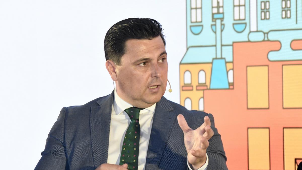 José Miguel Luengo, alcalde de San Javier, en el foro.