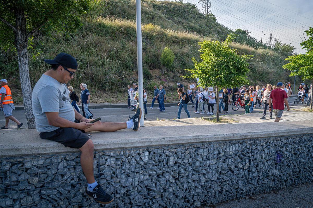 Vecinos de Torre Baró retoman la lucha de El 47 y exigen acabar con los retrasos del bus a demanda