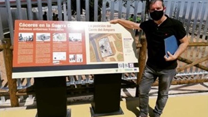 El arqueólogo Fernando Sánchez Hidalgo ofrecerá la ponencia de esta tarde en el Museo de Cáceres.