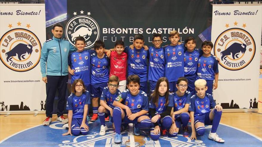 Els canterans del Bisontes Castellón van viure una presentació de luxe