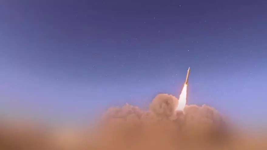 Impactantes imágenes del ataque con misiles de Irán contra Israel y objetivos de Estados Unidos