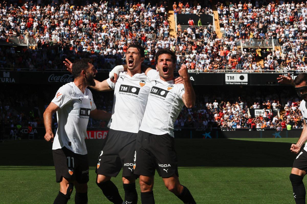 Guido celebra el primero de sus goles ante el Celta.