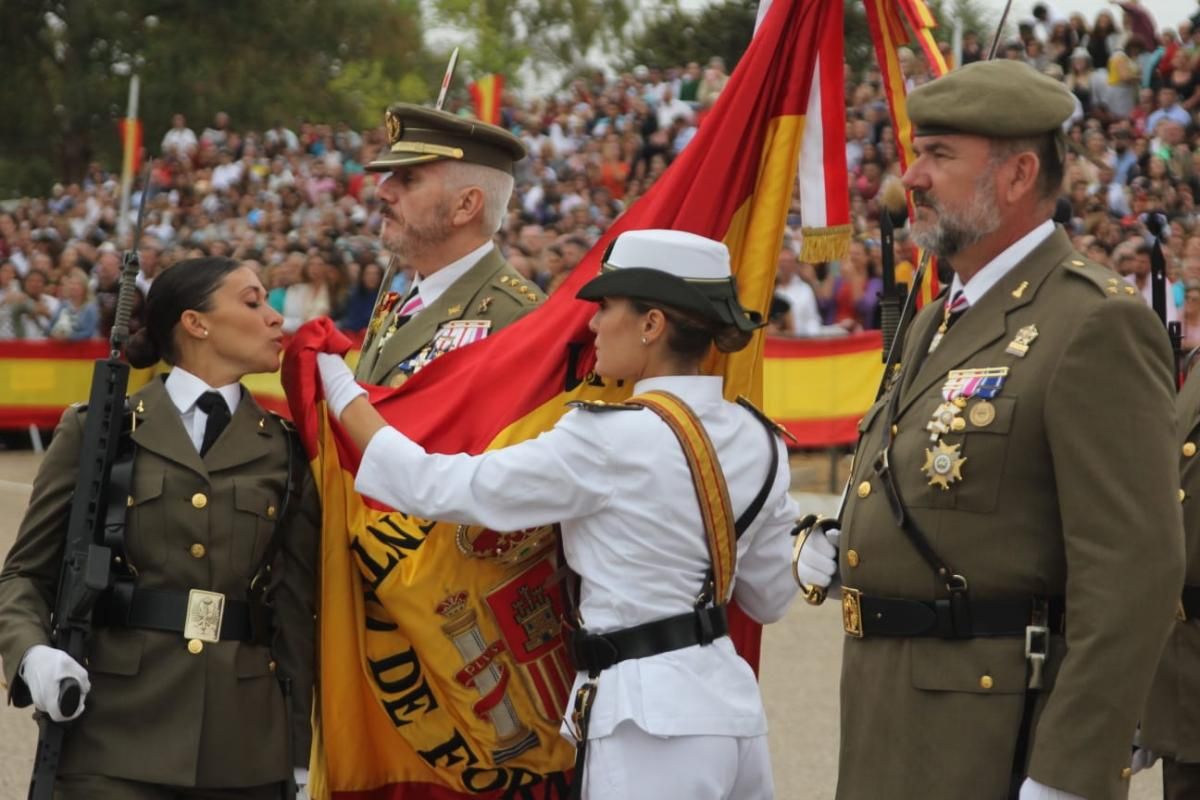 Jura de bandera en el Cefot de Cáceres