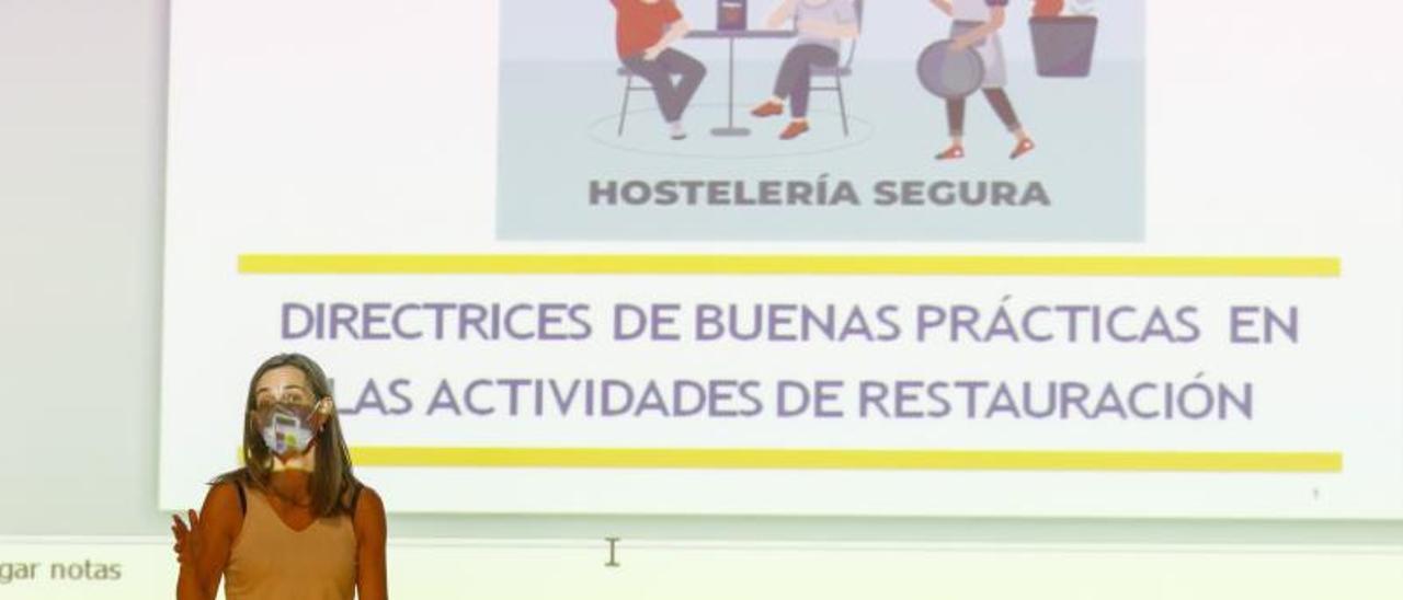 En Vilanova decidió el contenido a cursar la academia contratada con beneplácito municipal.