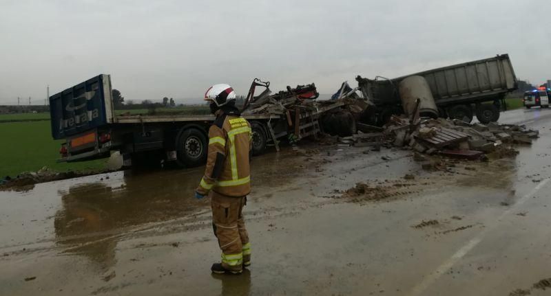 La carretera se cobra tres vidas en un brutal accidente en Osera