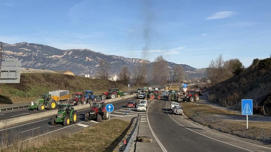 Els pagesos confien que Illa expressi el seu "suport inequívoc" al sector i avisen que si no convocaran nous talls