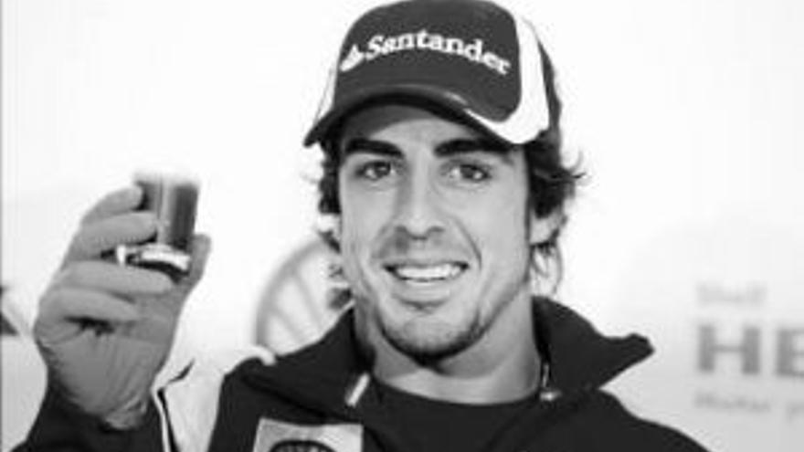 &quot;El objetivo es el podio&quot;, asegura Fernando Alonso