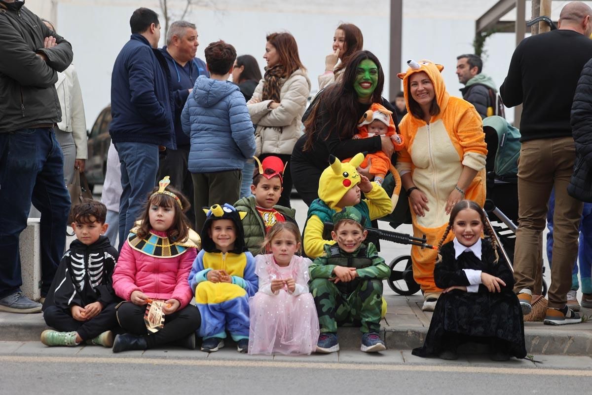 Búscate en las imágenes de la rúa de Carnaval de Ibiza