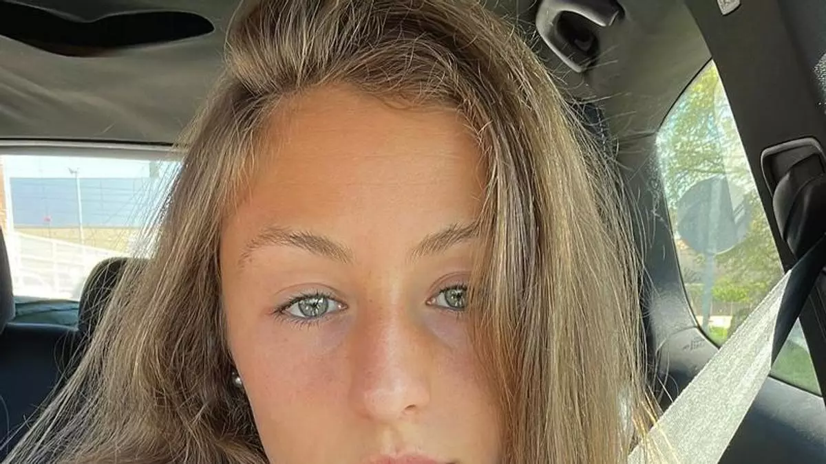 Laura Prieto, azafata española en un barco de lujo en Noruega: "Gano 1.500 euros a la semana y 200 por cada día extra"