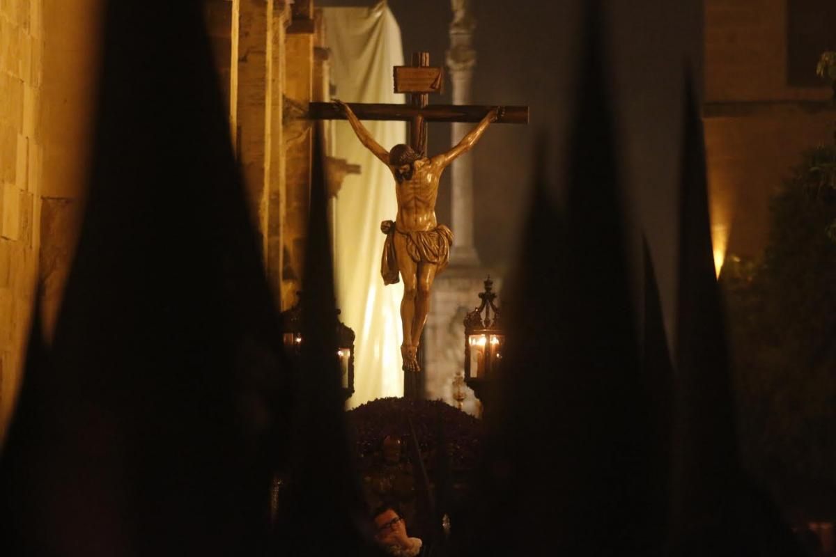 FOTOGALERÍA / La jornada de Viernes Santo