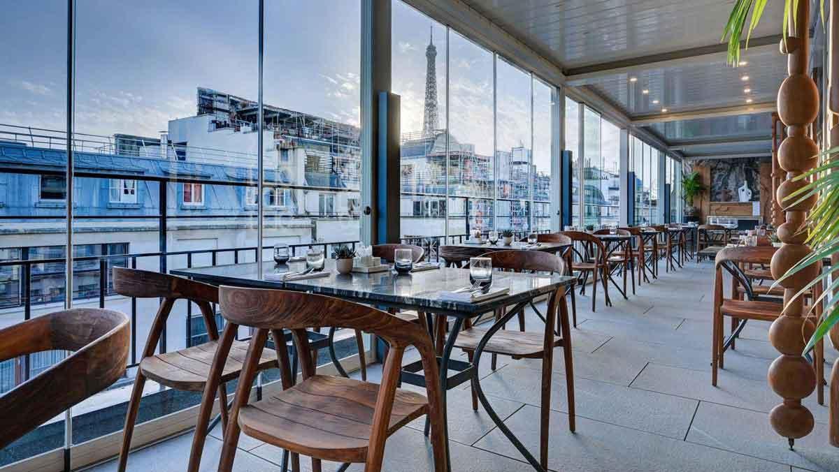 Le Sommet Rooftop Lounge del The One Alma Paris.