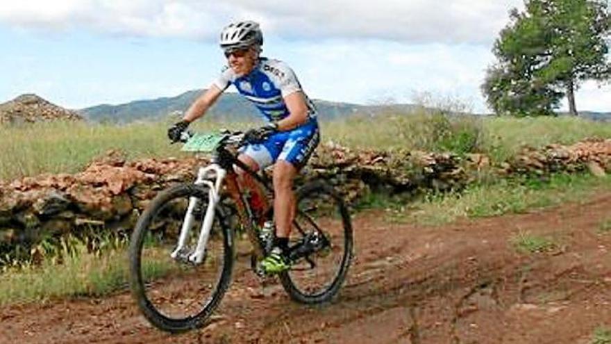 Albert Torres, segon en BTT i quart en la prova de triatló a Huelva