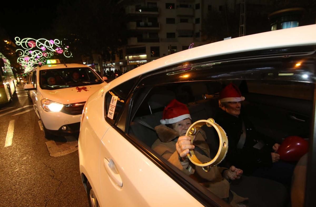 Los Taxistas ponen corazón a la Navidad