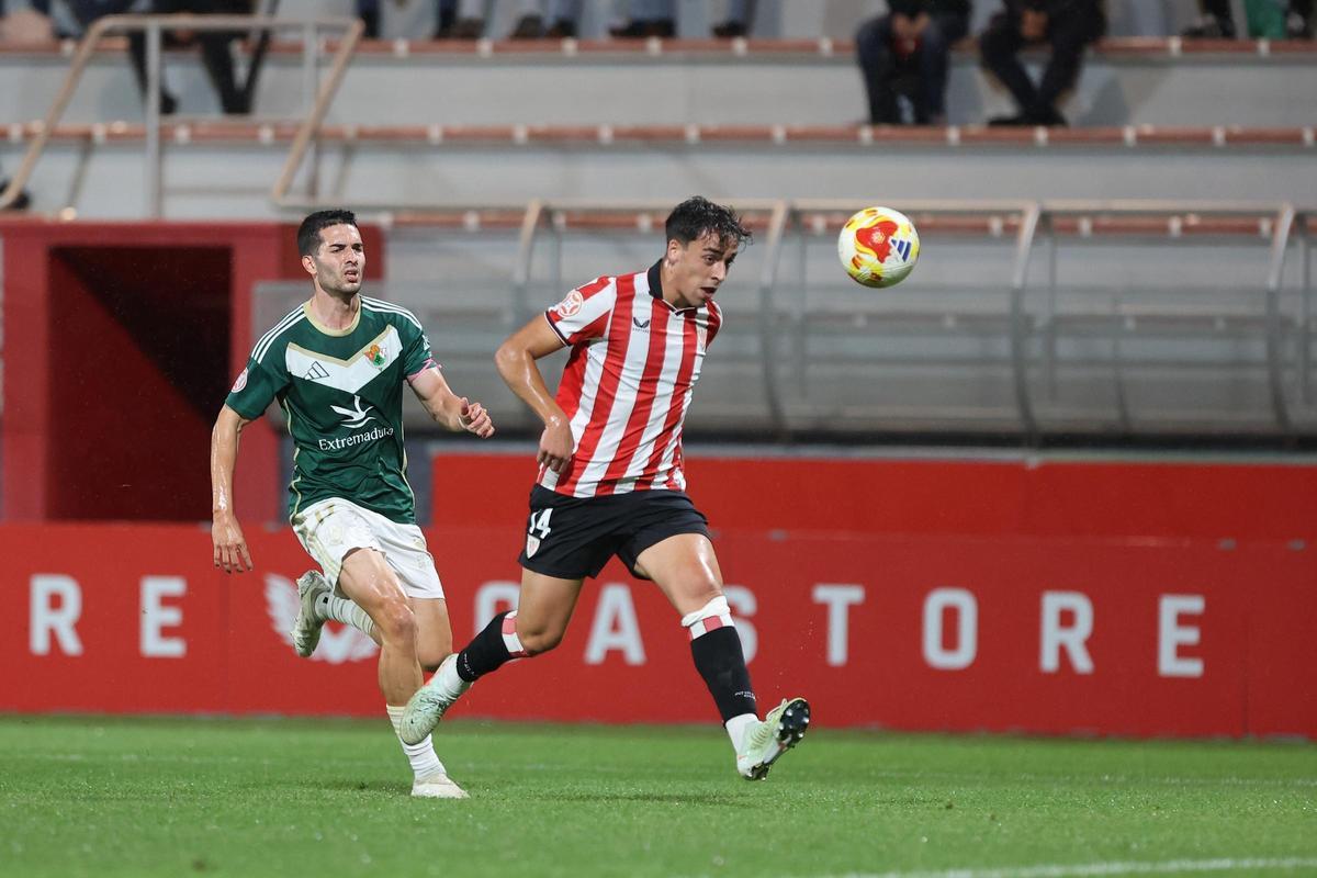 El Bilbao Athletic - Cacereño, en imágenes