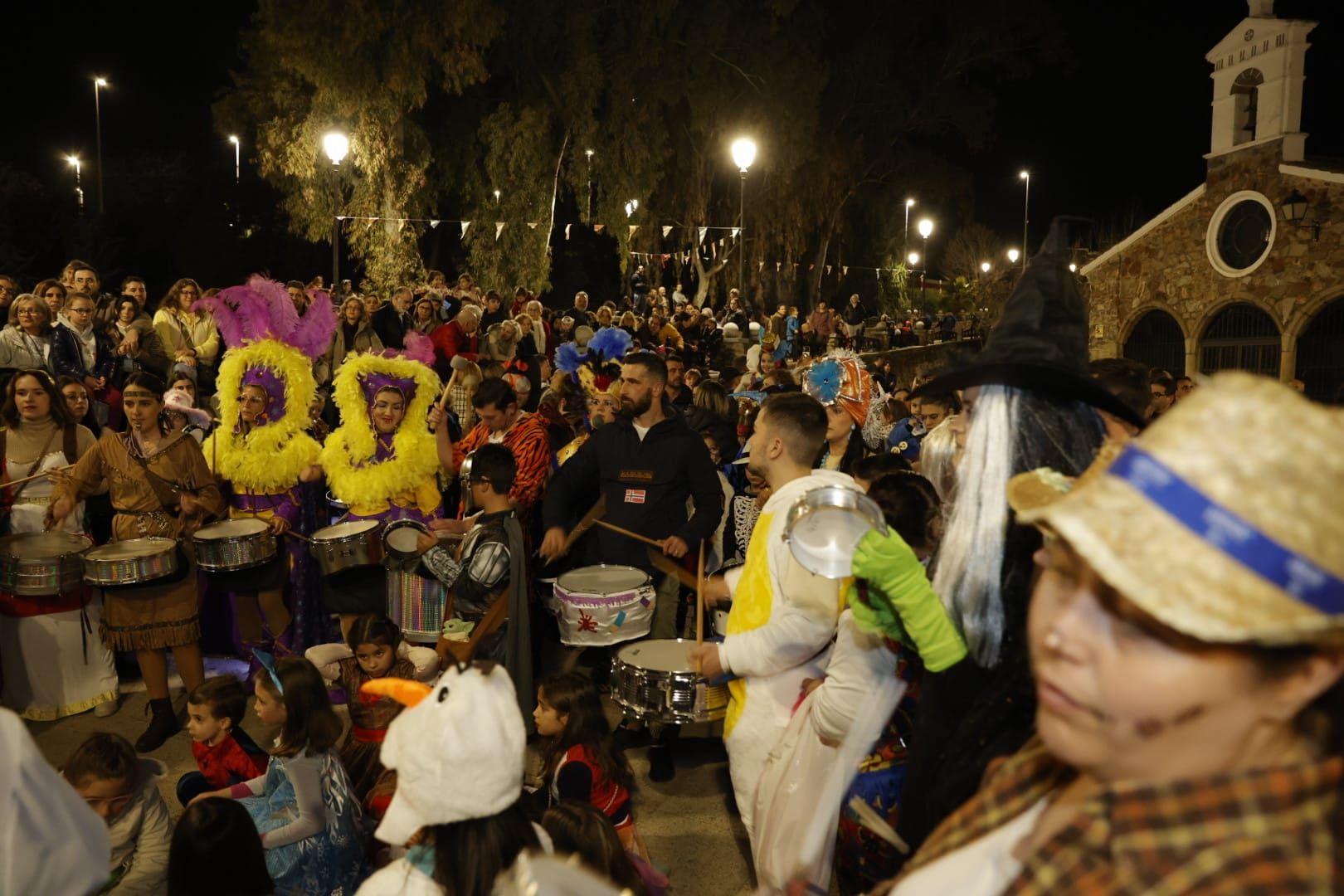 Galería: El Carnaval en la barriada cacereña de San Blas