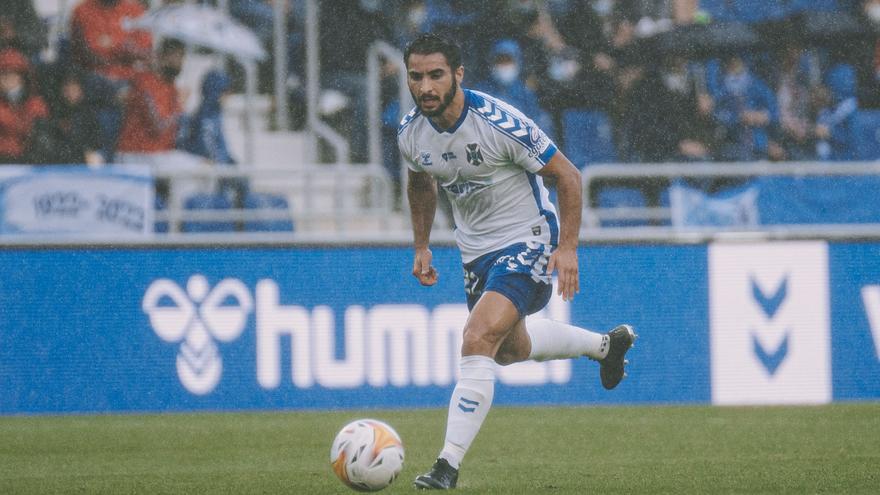 Mellot quedará libre en caso de descenso del CD Tenerife y Diarra no