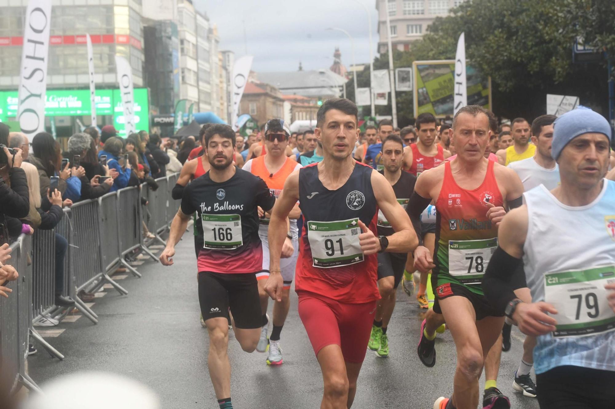 Coruña 21: búscate en la galería de fotos de la carrera de medio maratón en A Coruña