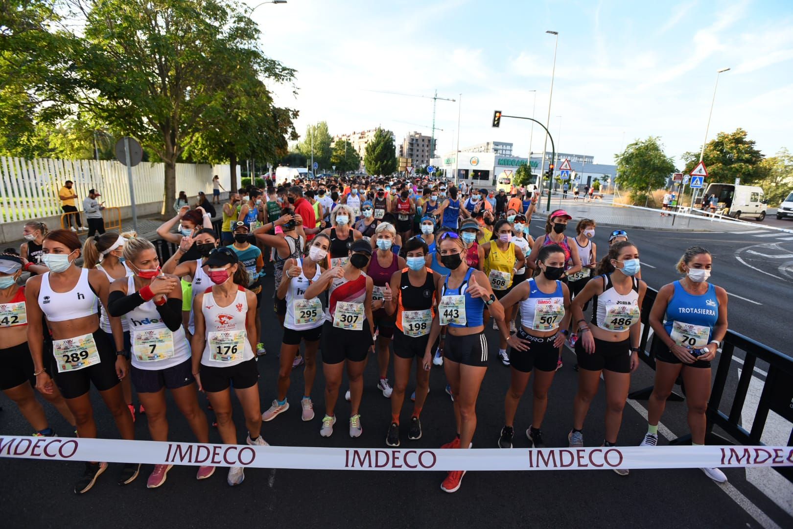 Las imágenes de la Media Maratón a Almodovar