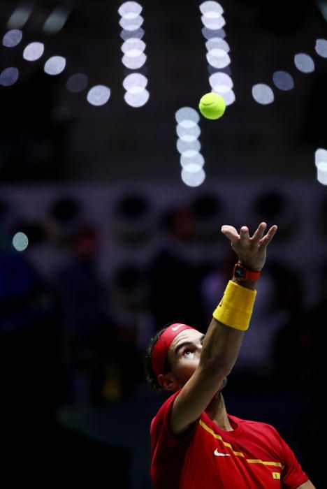 Un Nadal invencible deixa la sisena Davis a Espanya