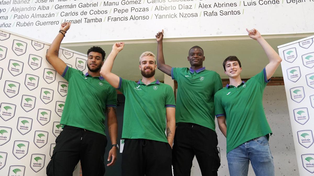 Tamba, Alonso, Nzosa y santos, en Los Guindos