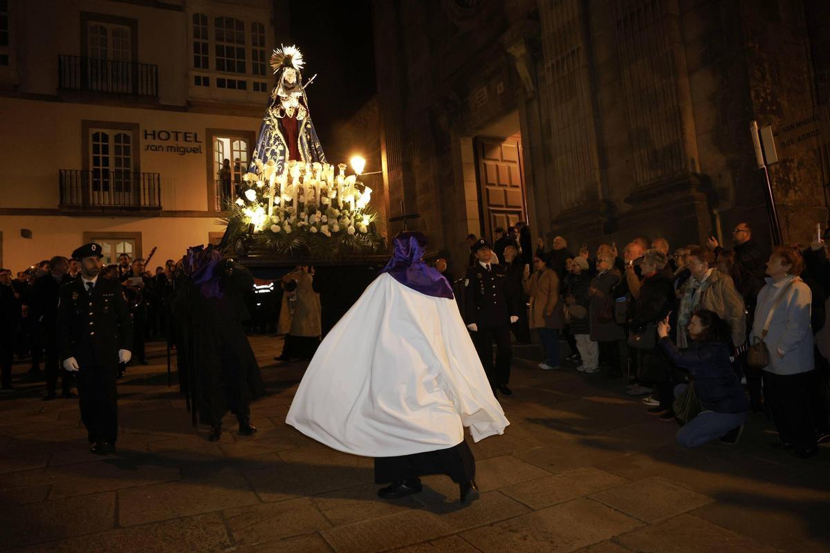 La Dolorosa llena de fervor las rúas de Santiago La Dolorosa llena de fervor las rúas de Santiago