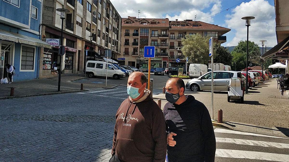 La plaza Rosalía de Castro es un aparcamiento en la actualidad. |   // N.P.